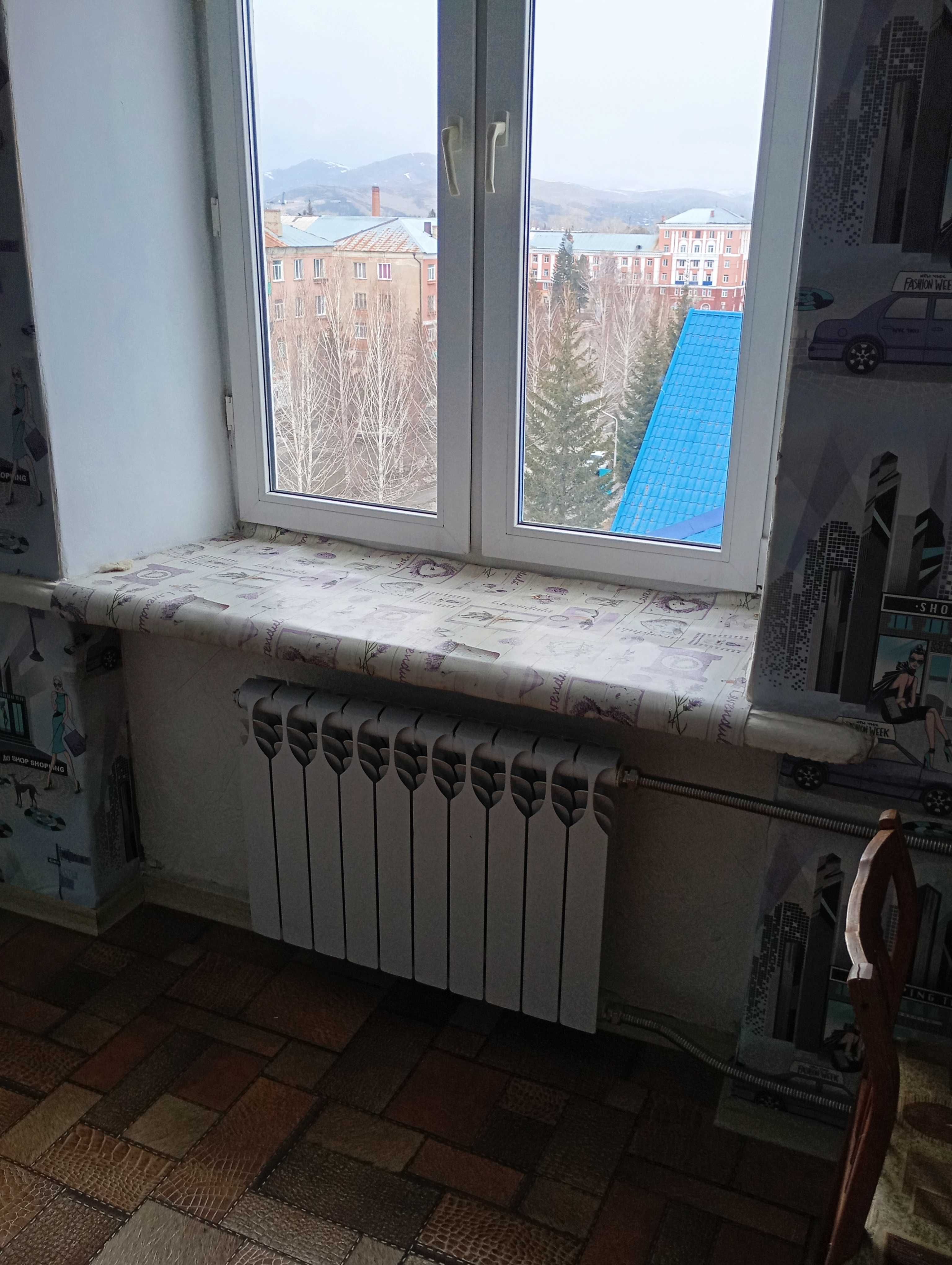 Продам 3 комнатную квартиру в центре