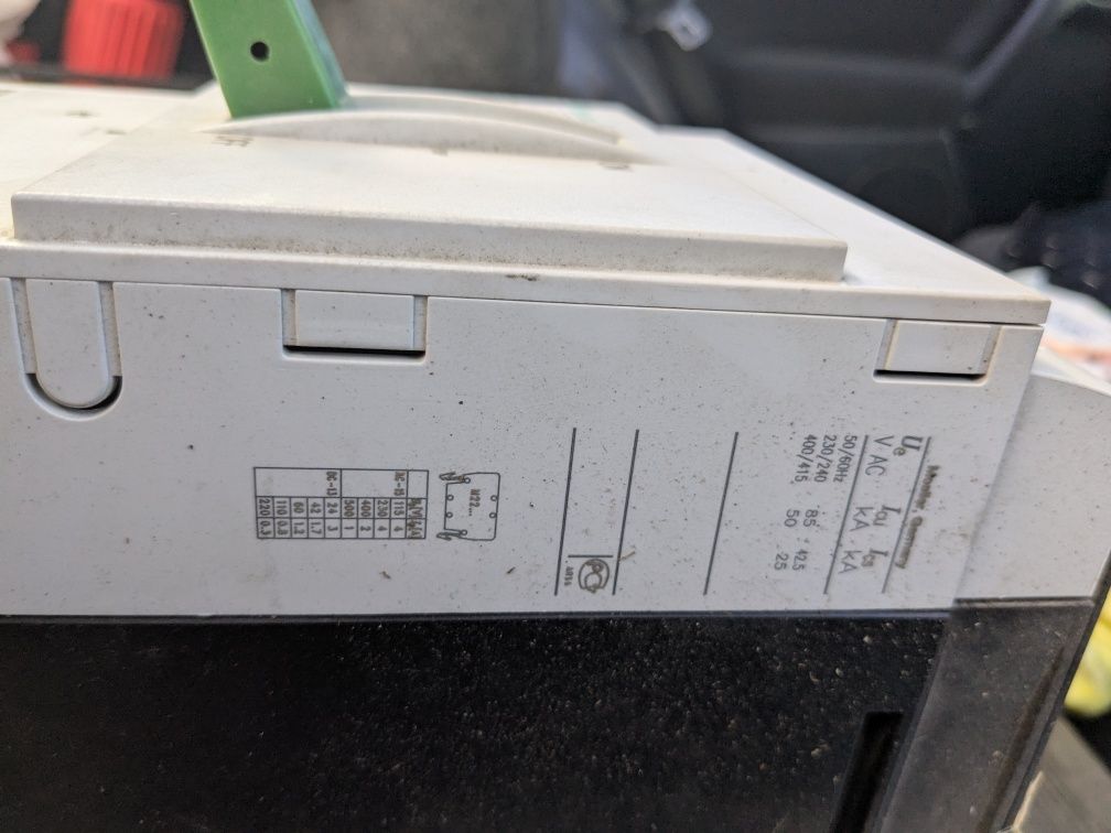 Автоматически выключатель Eaton Moeller LZM3 A400