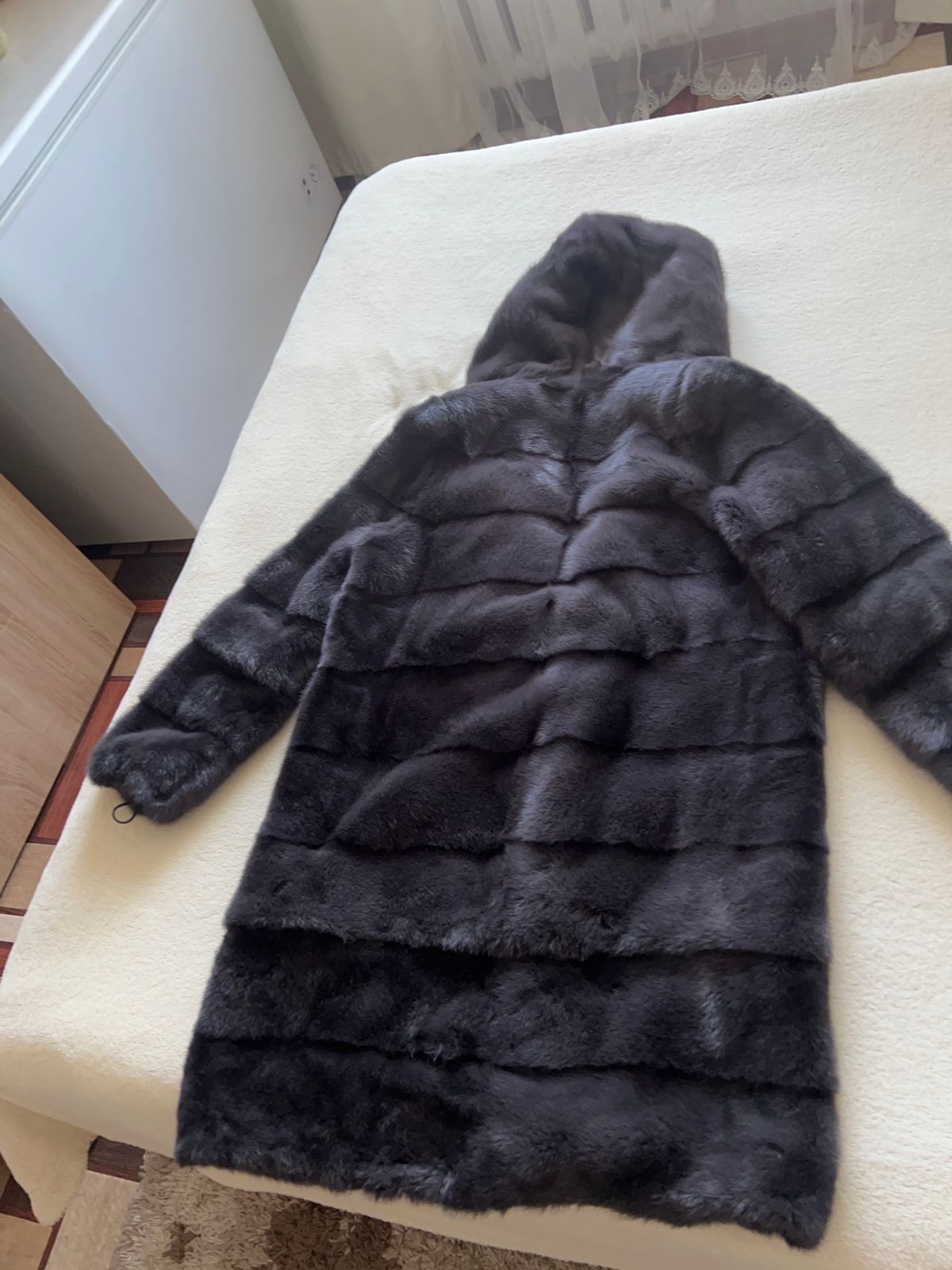 Продам Норковую шубу
