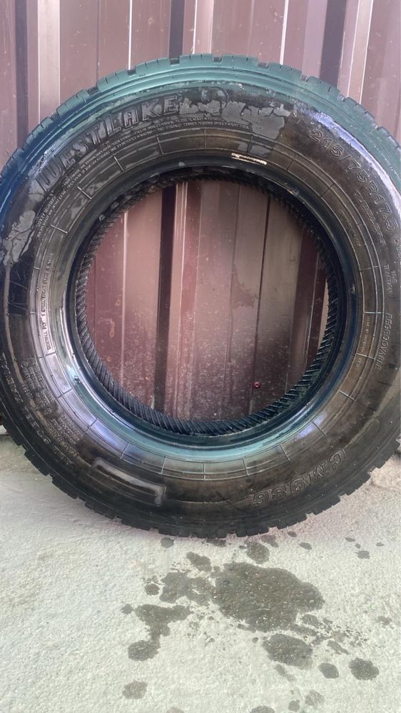 Продам шины на грузовое авто