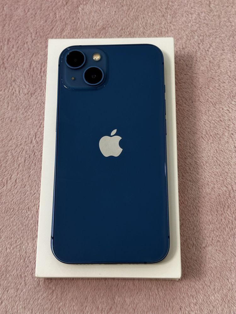 Iphone 13, 70% akb