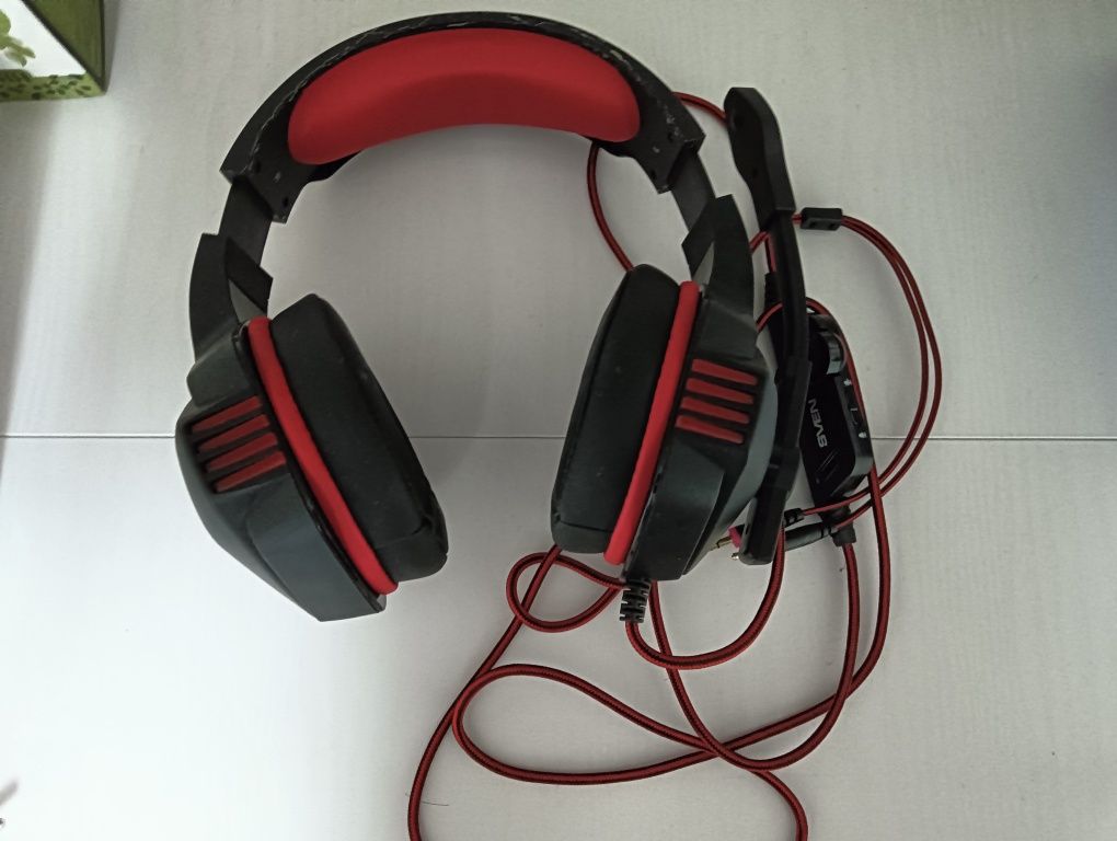 продам игровые наушники с микрофоном sven ap-G890MV