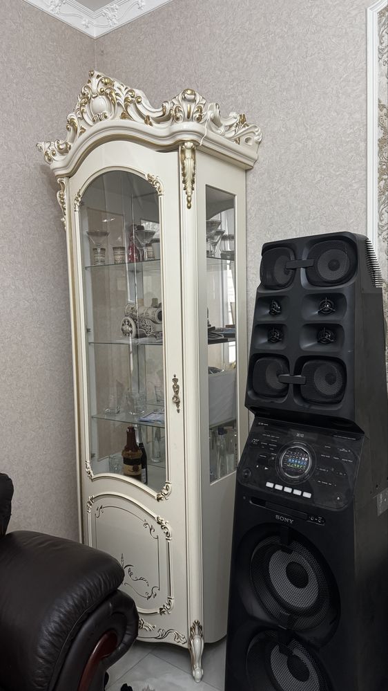 Продам комплект для гостиной