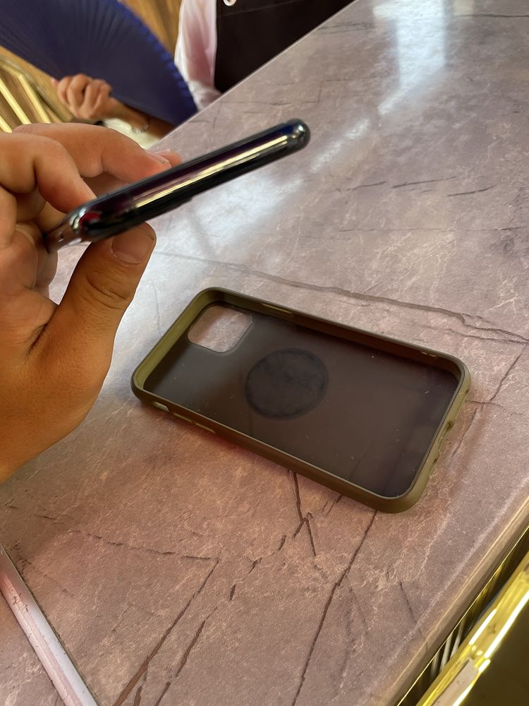 Iphone 11 pro 64 гб