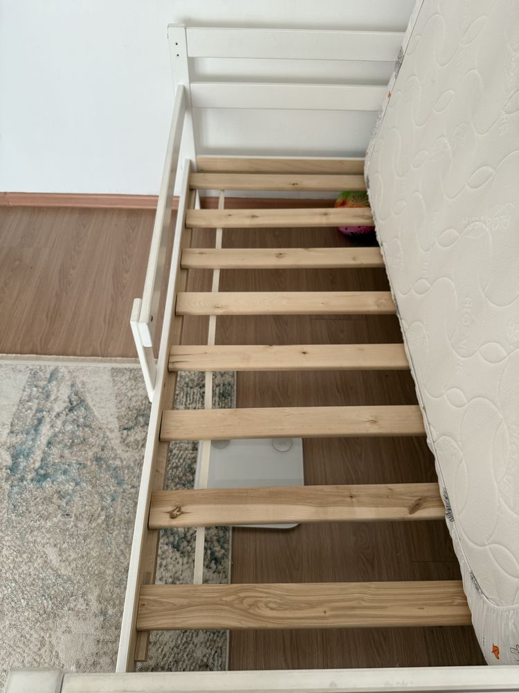 Продам детскую кровать