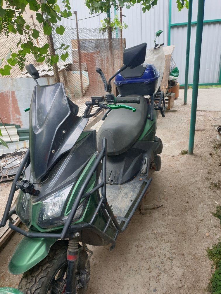 Продам мопед как новый