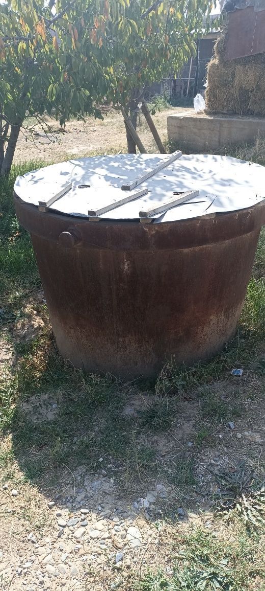 Продам емкость 3 куба