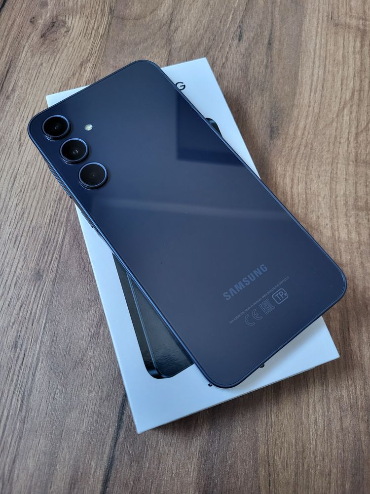 Samsung A35 5g 6/128gb, Redmi Note 13 6/128gb