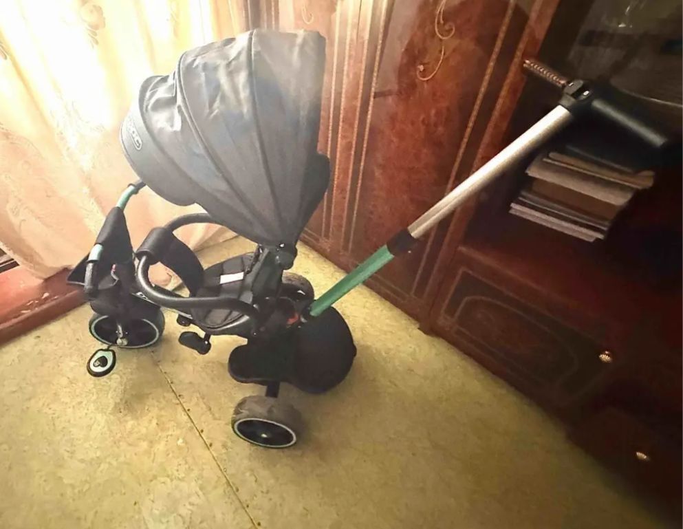 Продается беговая дорожка Genau TR50 , стулья