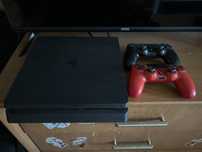 Игровая приставка Ps4 slim
