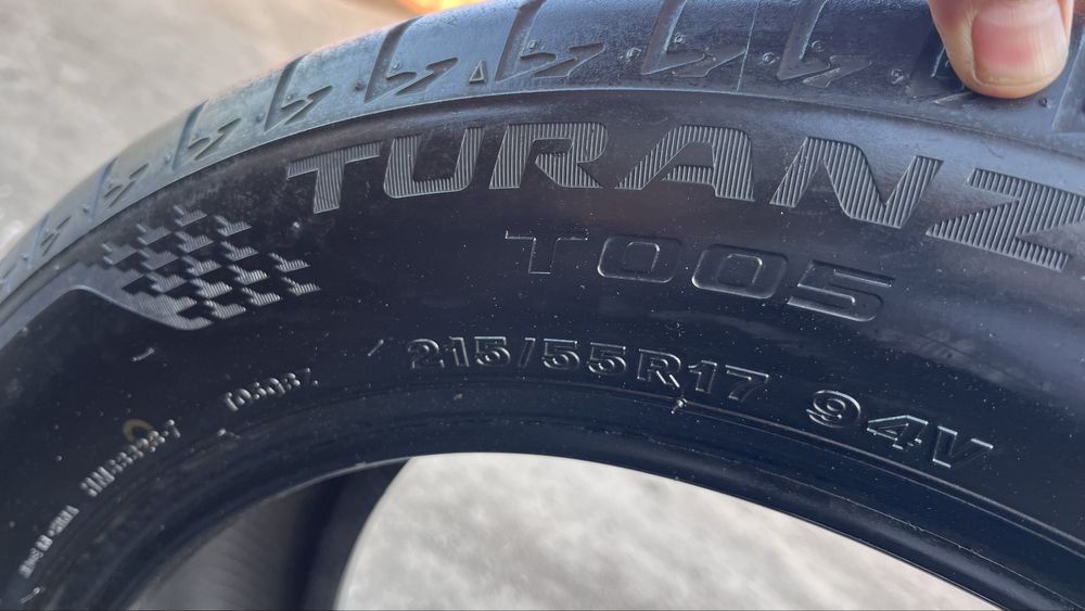 215/55 R17 Bridgestone 4шт