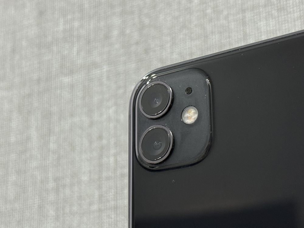 iPhone 11 / 128gb