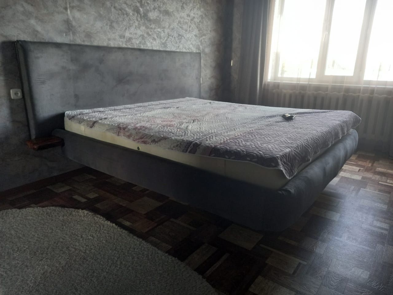 Продам кровать двуспальная