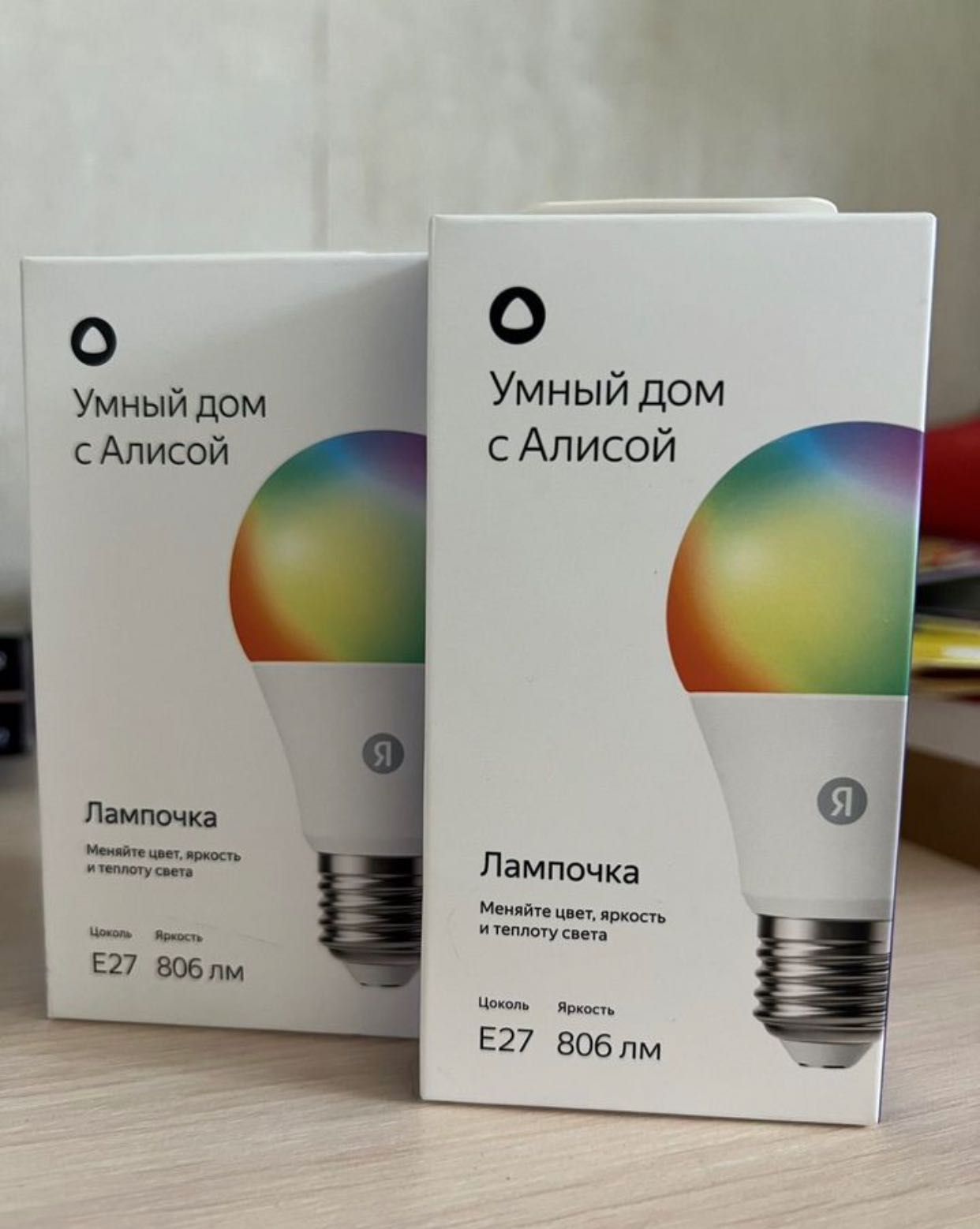 Продам цена за все 20к Новые Яндекс Лампочки Станция Алиса в наличии 8