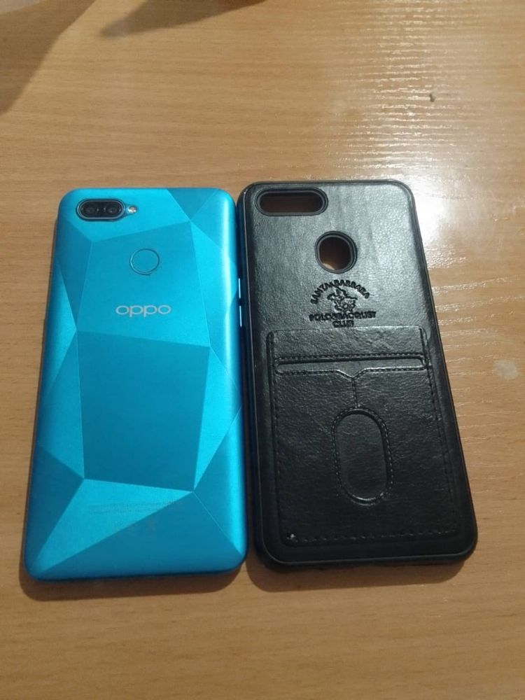 Oppo a12  в хорошем состоянии