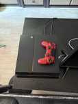 Продам Playstation 4 с дисками