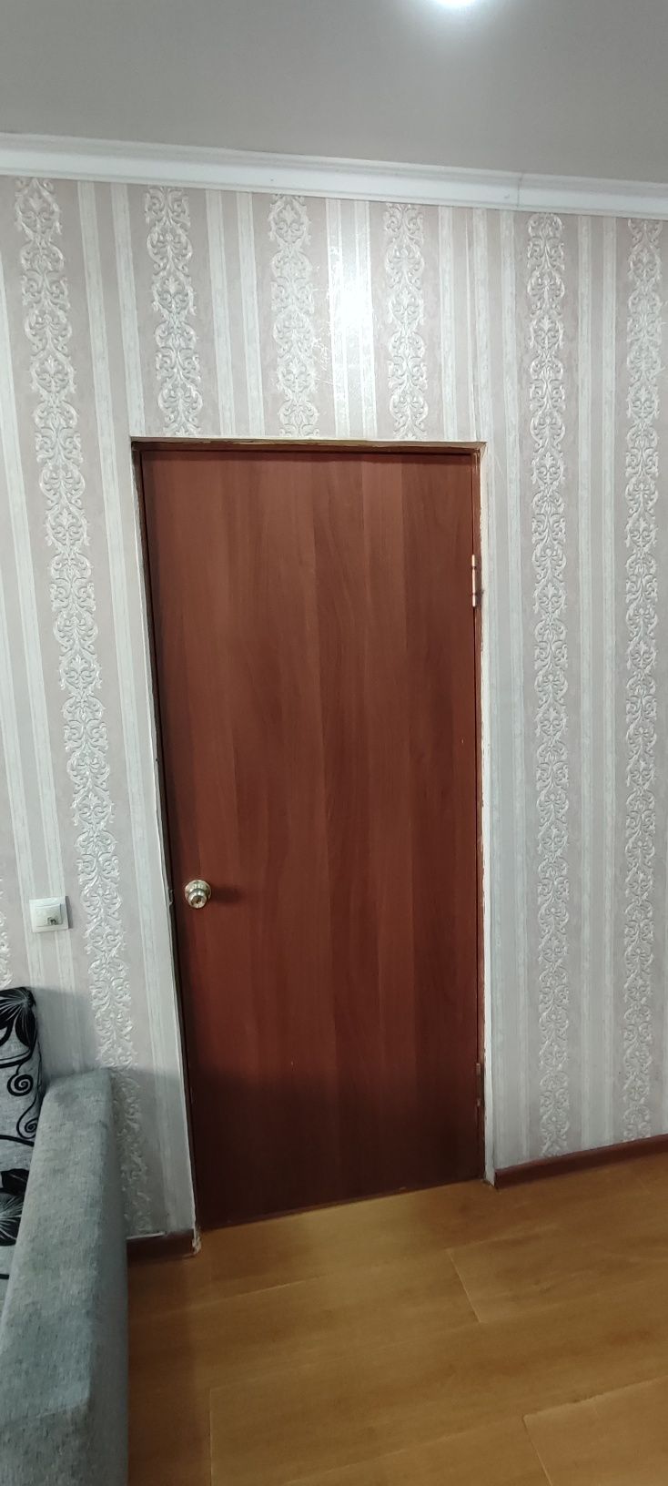 Срочно продам бу двери, межкомнатные
