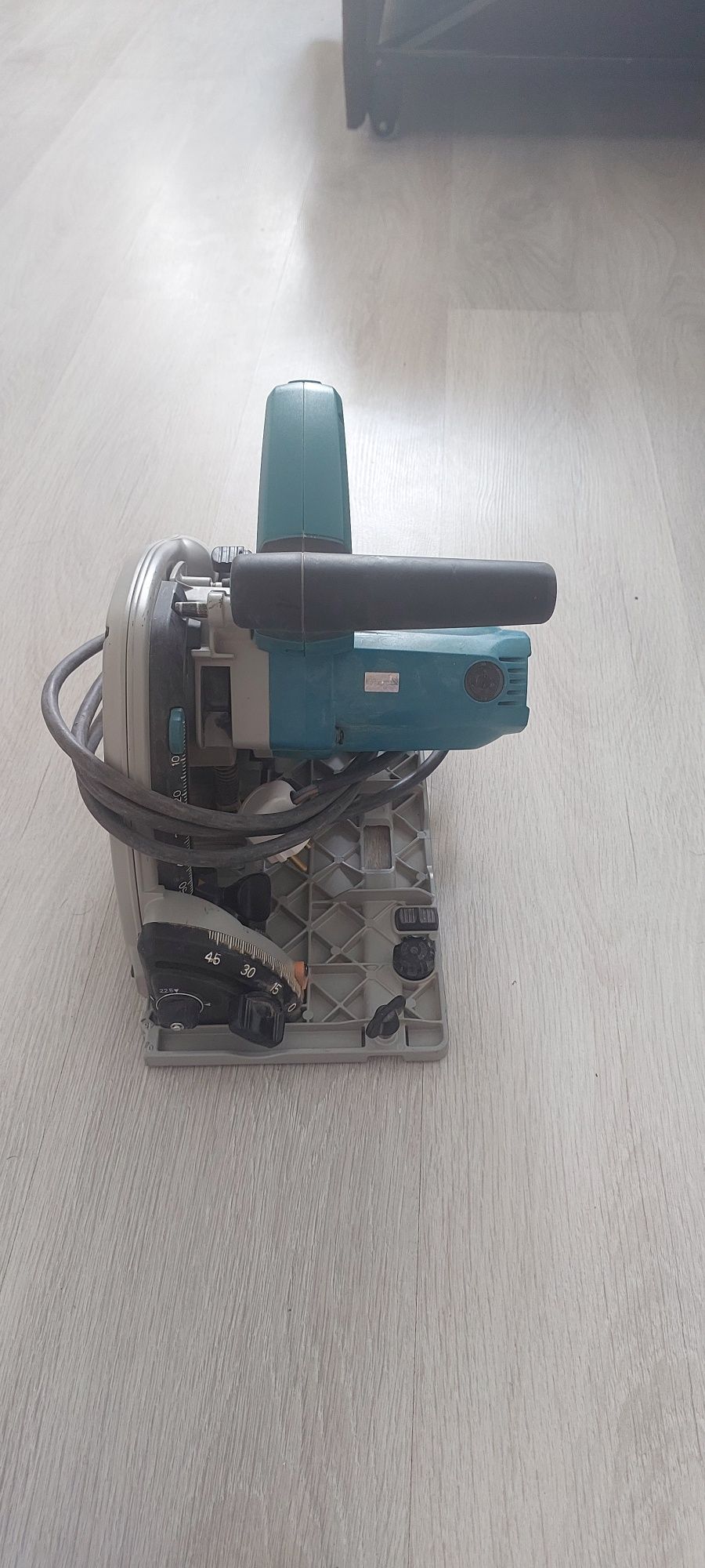 Погружная пила Makita SP6000