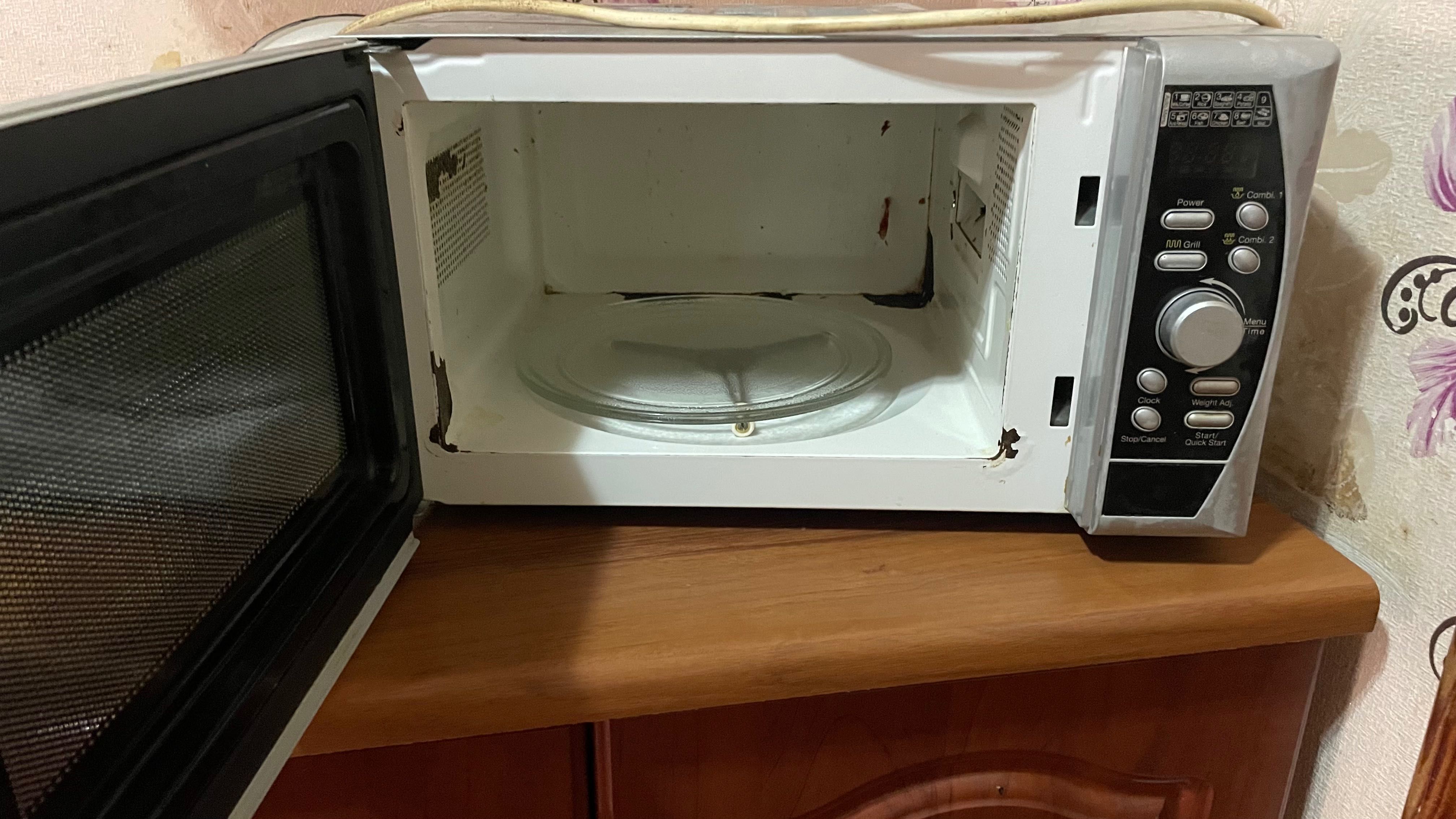 Микроволновая печь