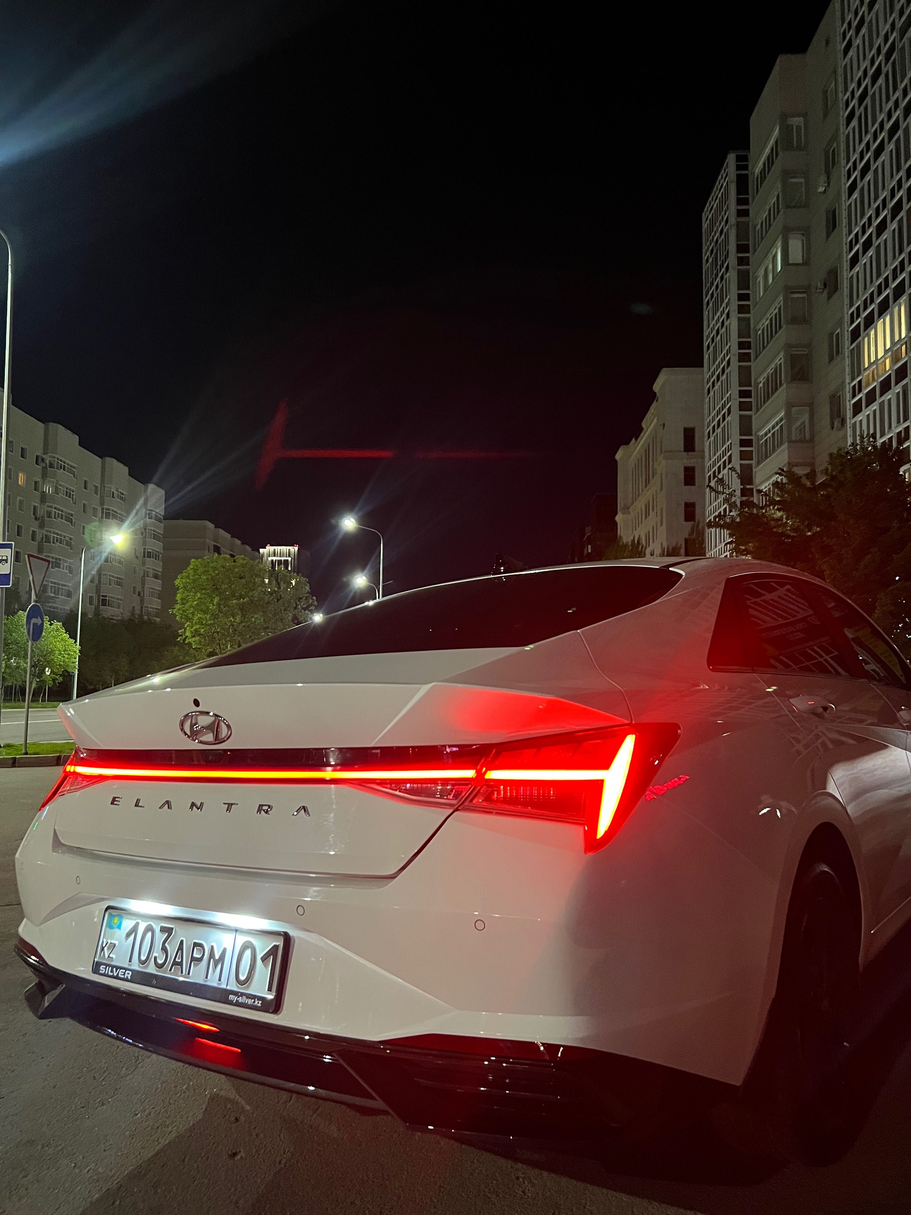 Аренда авто под такси Elantra 2023