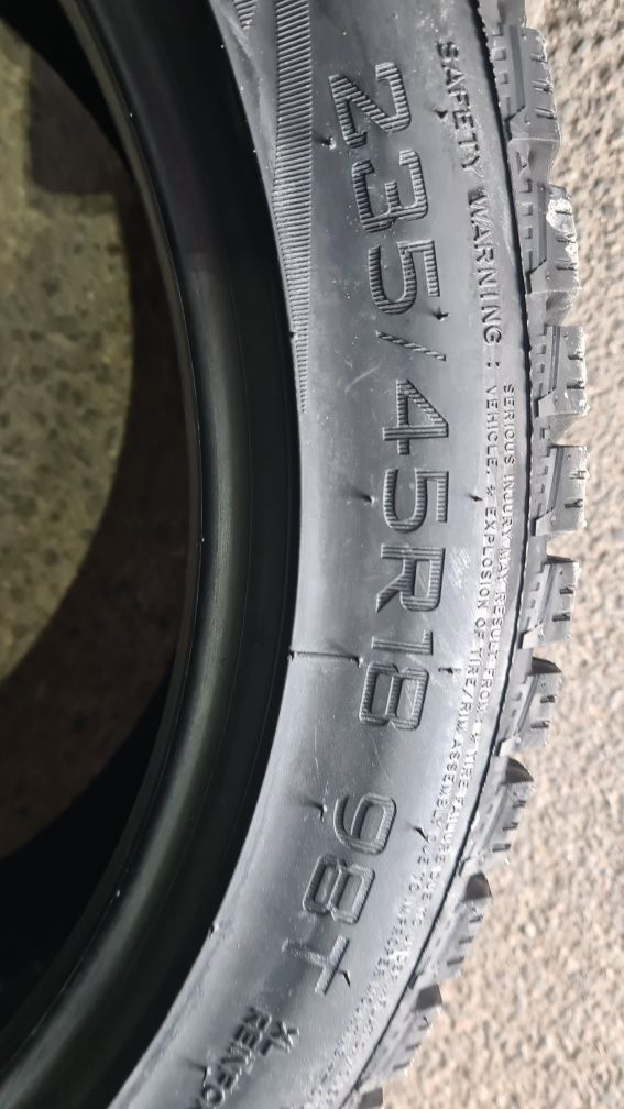 Шины 235/45R18 Nankang SW-9  шипованные Taiwan
