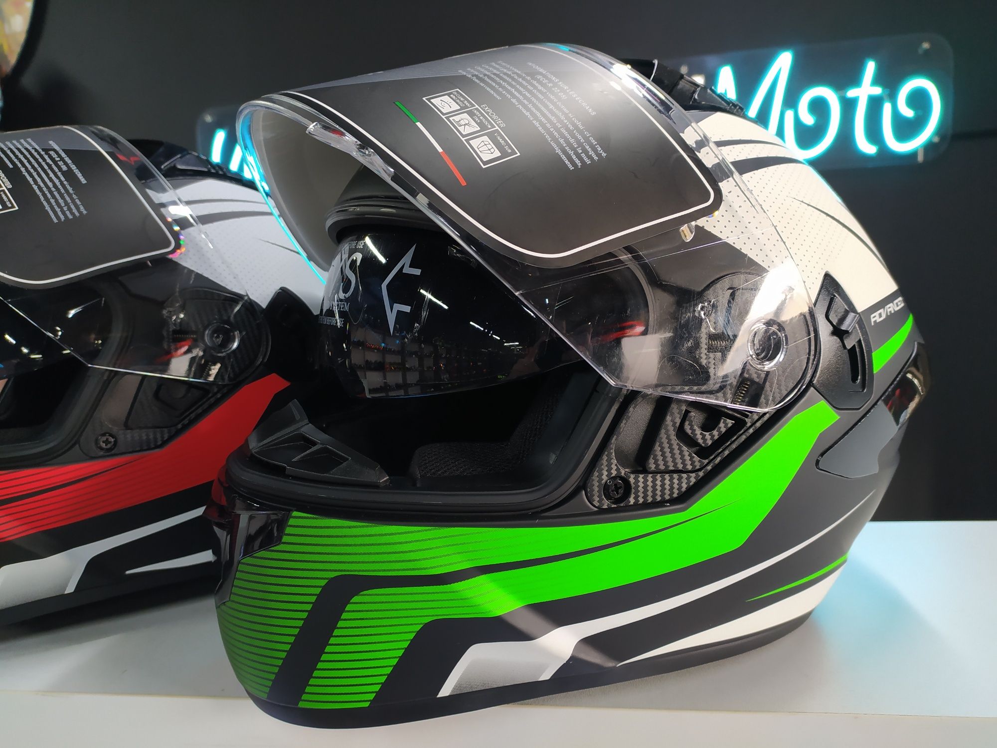 Новый, Качественный Мотошлем "Motowolf" со Встроенными Очками!