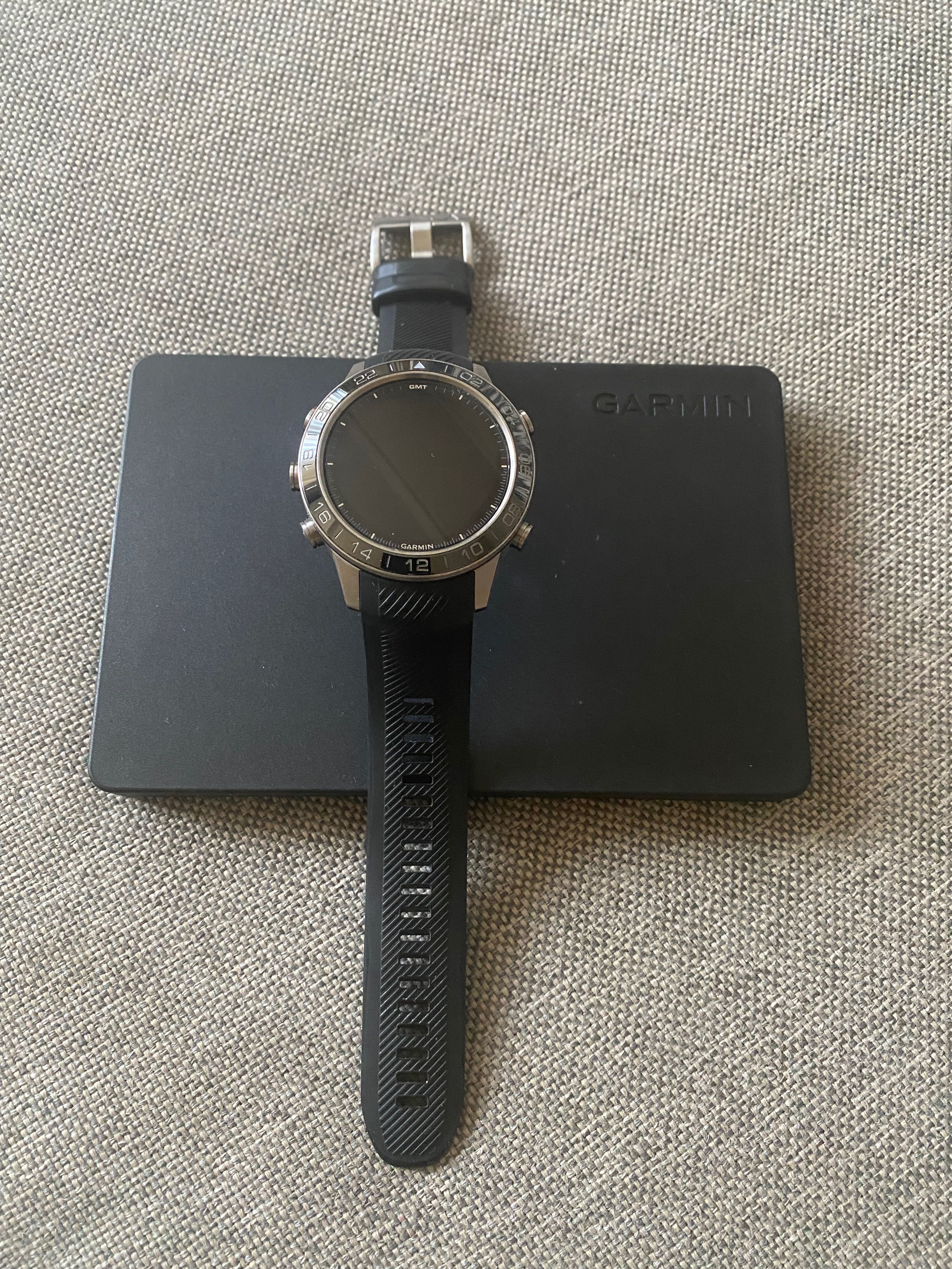 Часы мужские Garmin Marq Aviator