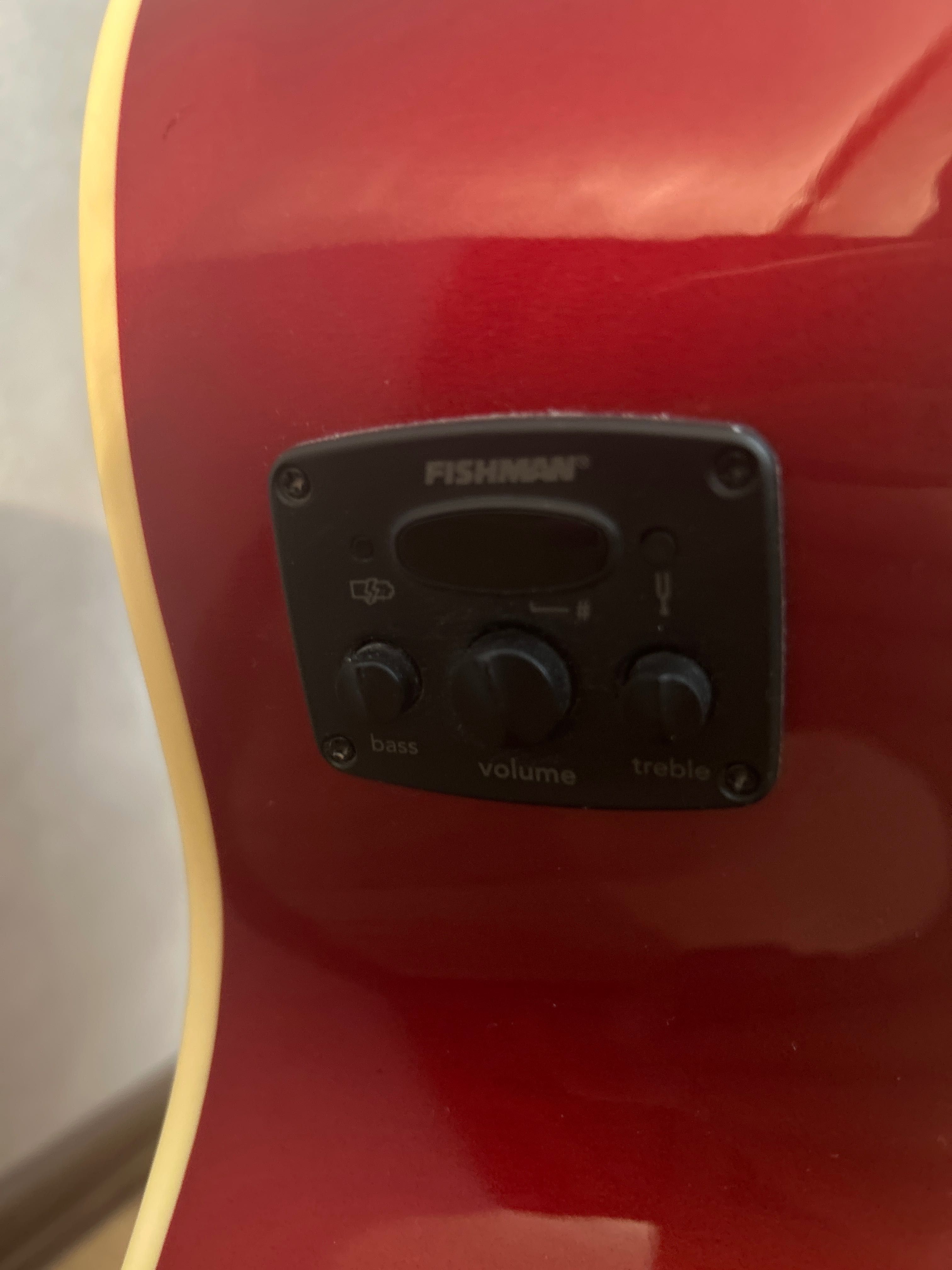 Электроакустическая гитара Fender