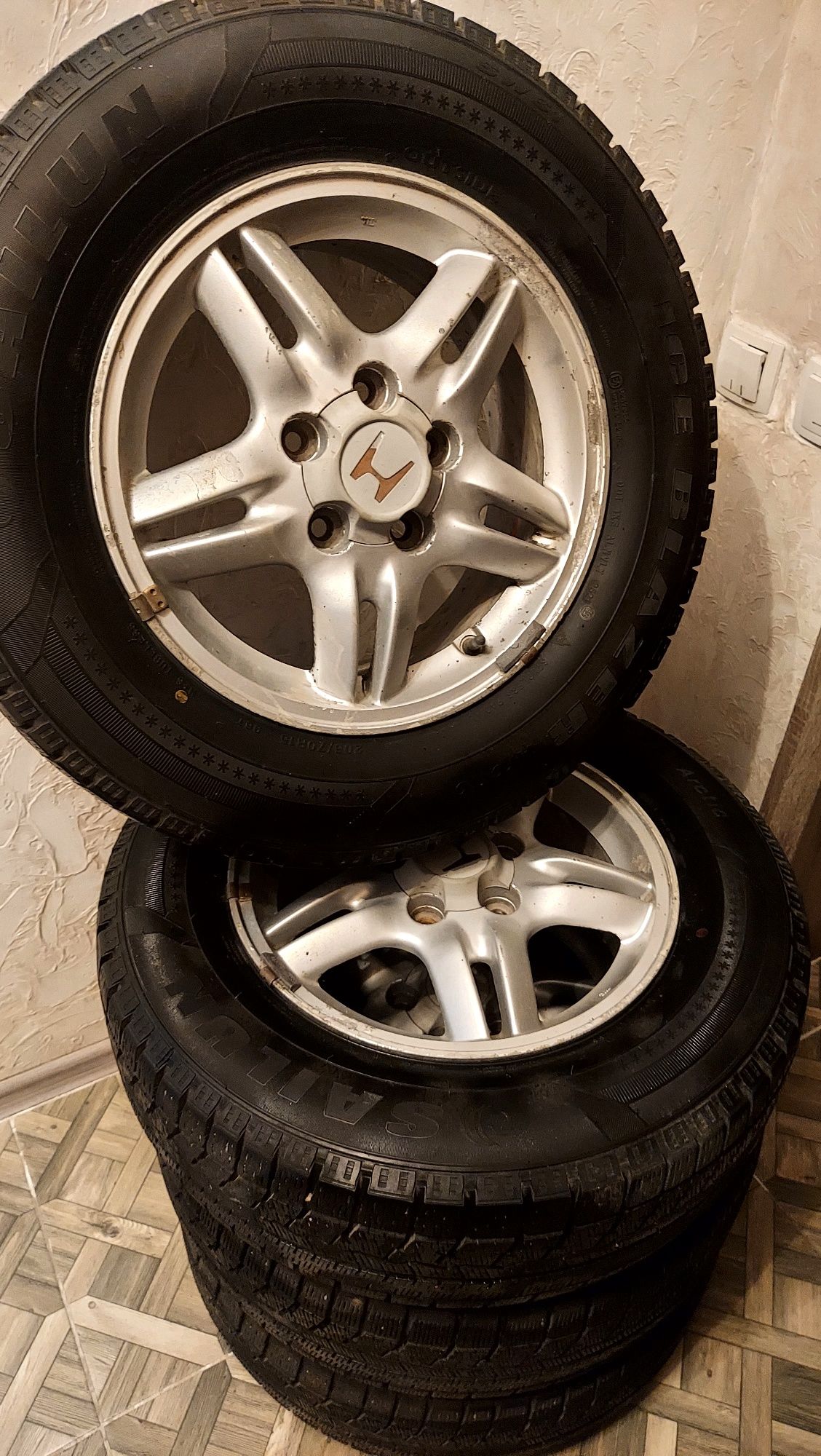 Диски с резиновый на Honda CR-V 205/70/R15