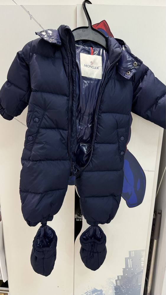 Детский комбинезон Moncler