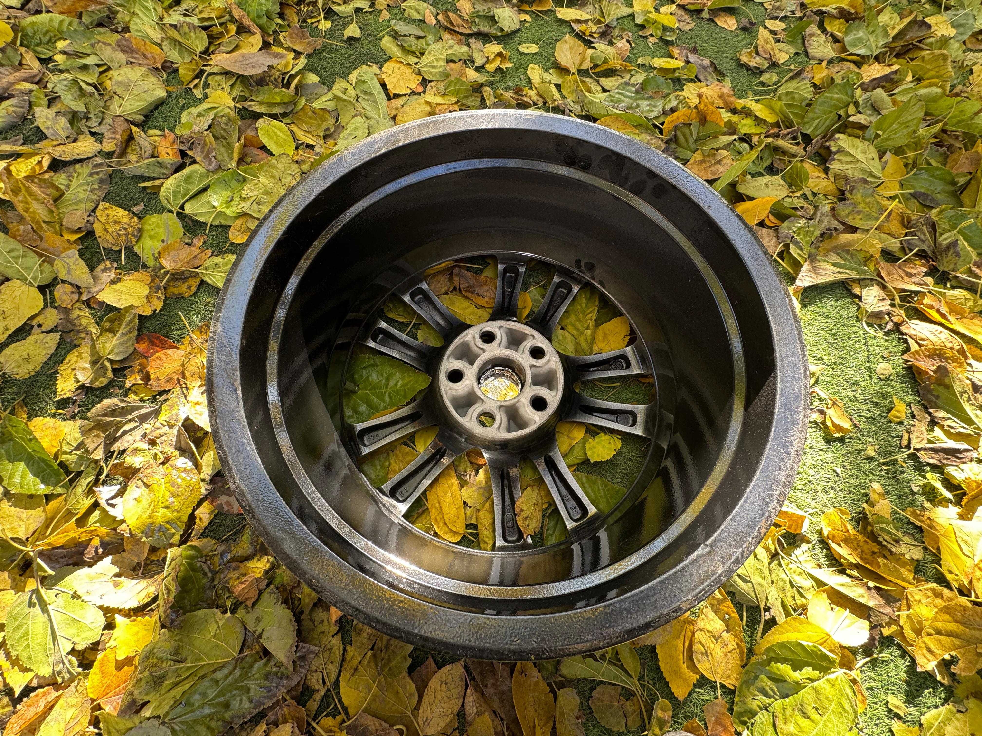 Диски R18 оригинальные TOYOTA  LEXUS