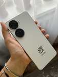 Срочно продам HUAWEI nova 12 SE