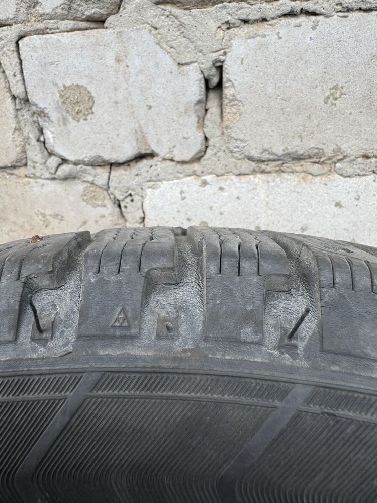 Продам диски с резиной на 16