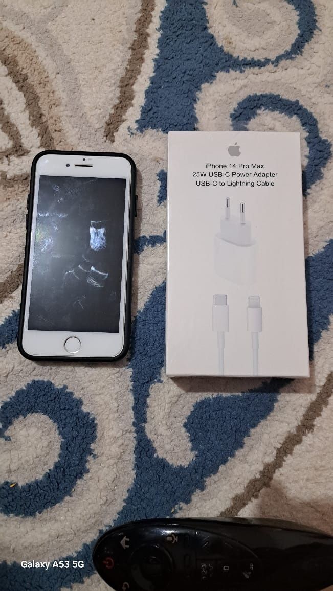 IPhone 7 с гарантией