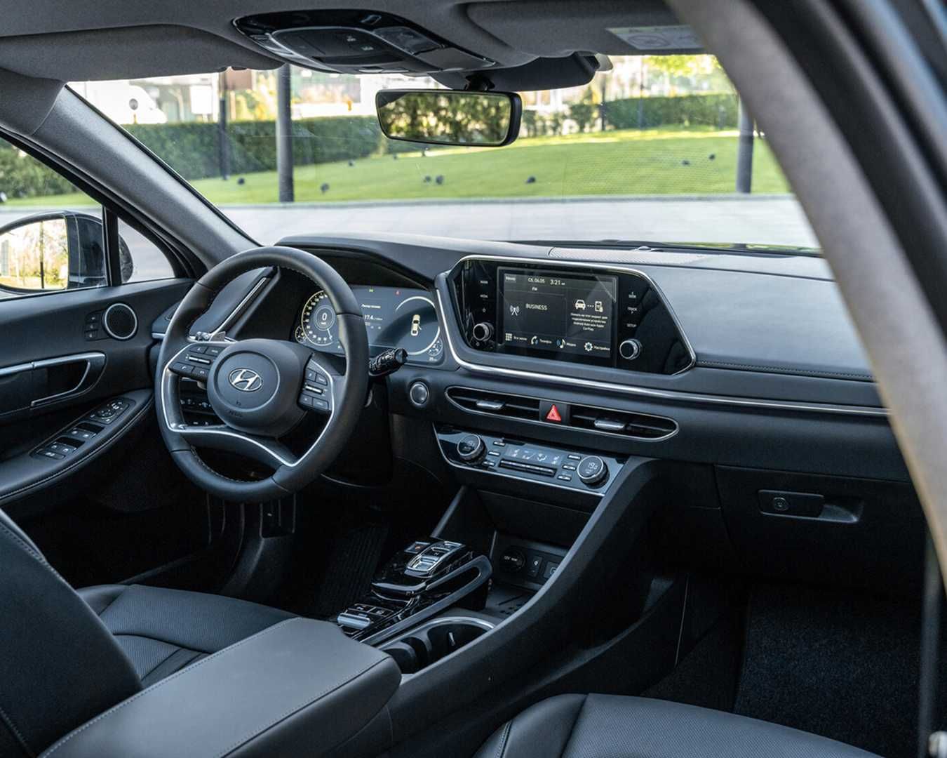 Посуточная аренда Hyundai Sonata без водителя в Алматы