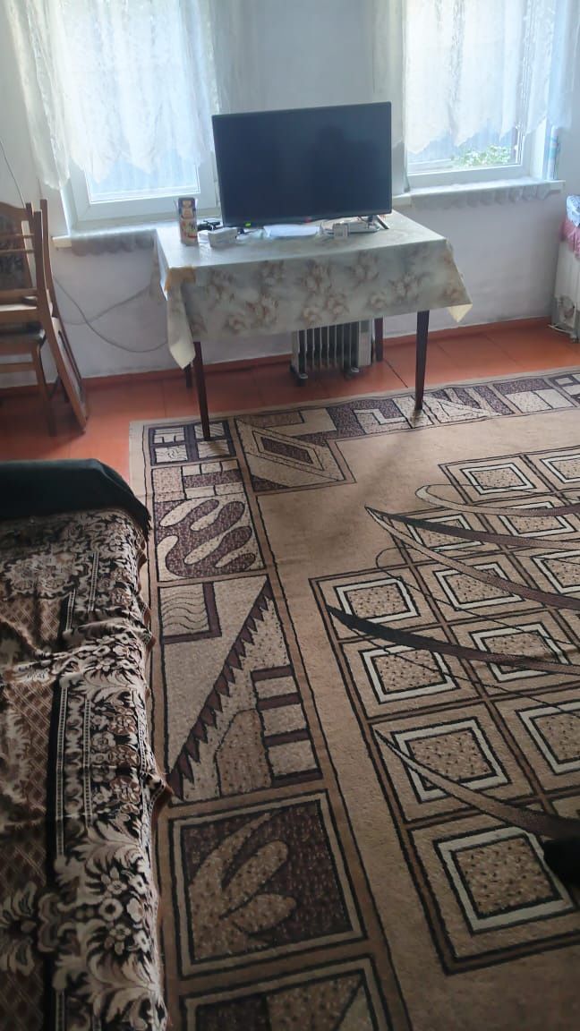 Продам дом с земельным участком