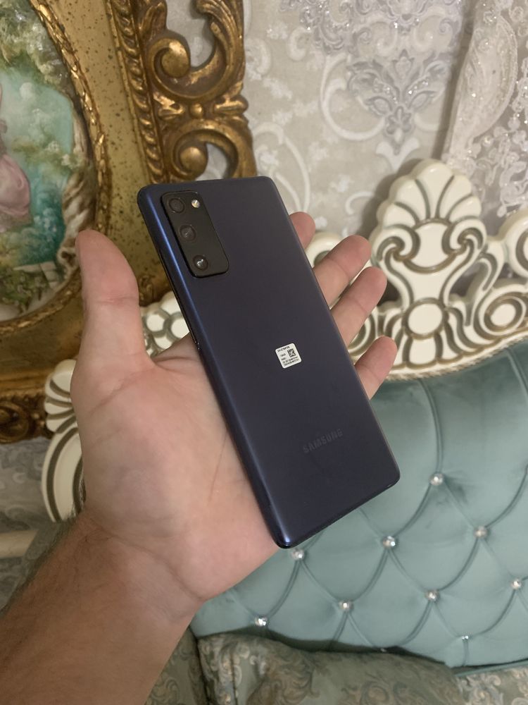 Продам телефон Samsung A20FE 128Gb