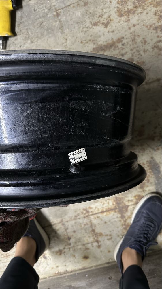 Продам диски на R17