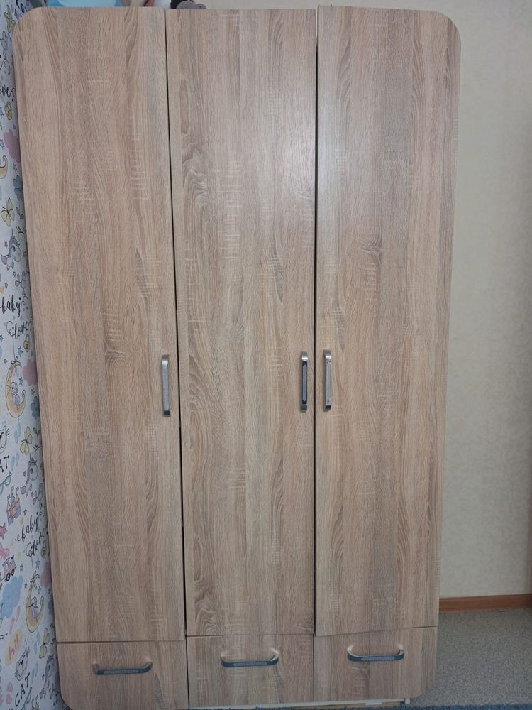 Продам  шкаф в отличном состоянии