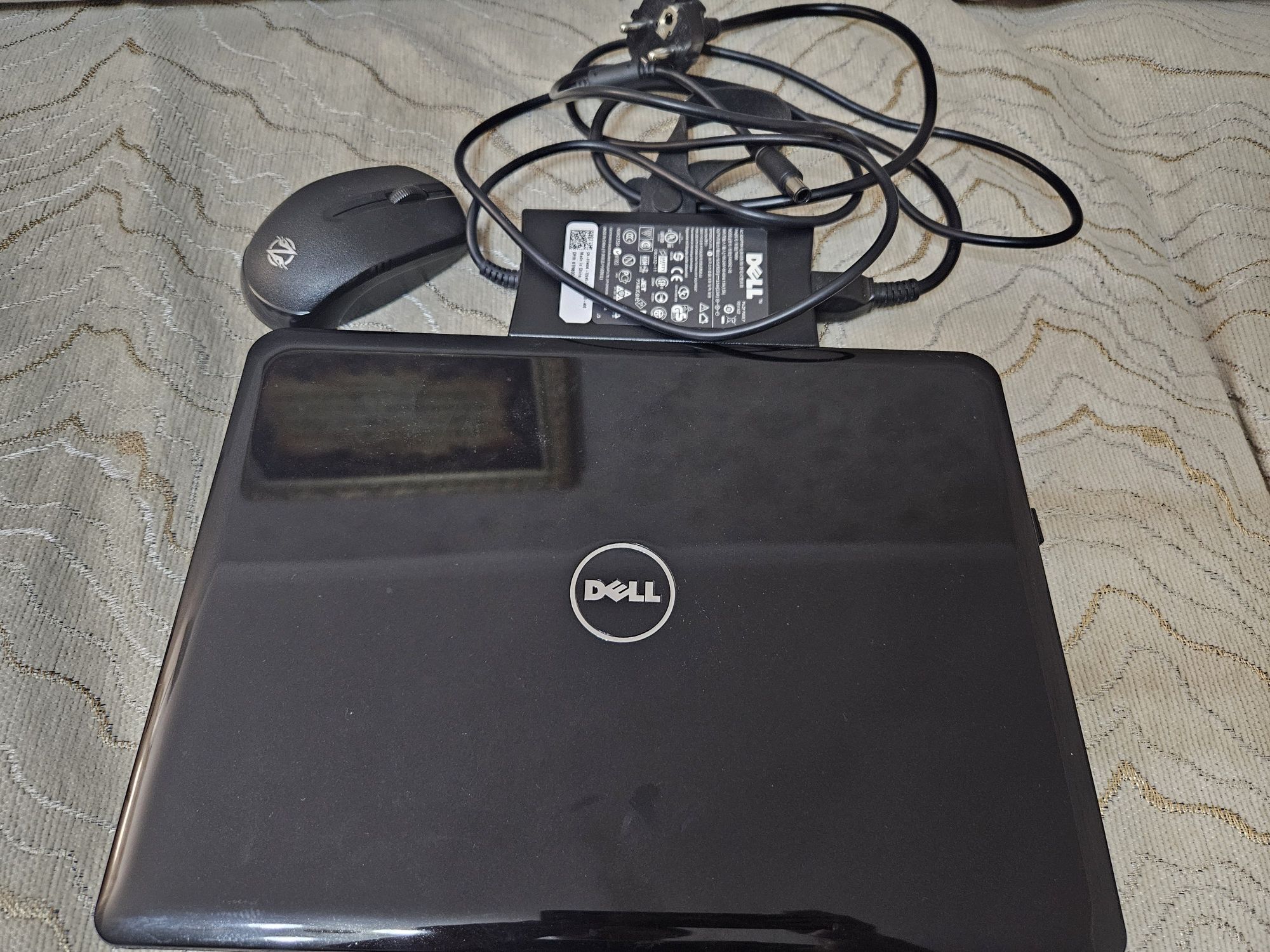 Продам нетбук Dell