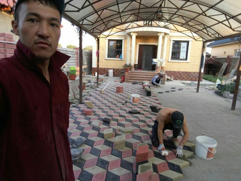 укладка брусчатки всех видов. И тротурной плитки бардюров от 1300 выше