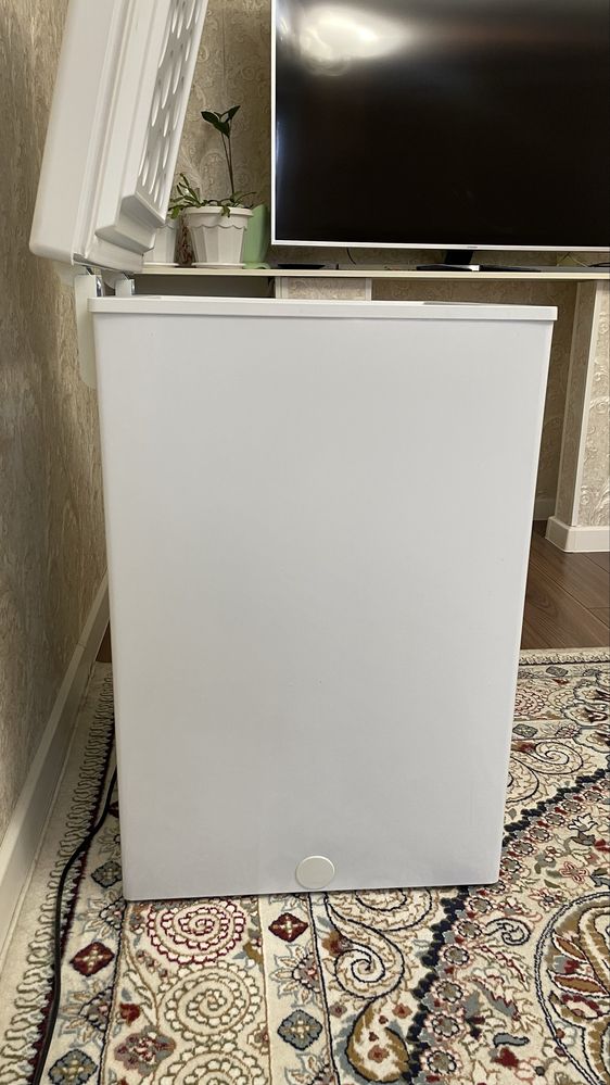 Продам морозильник Haier 100л