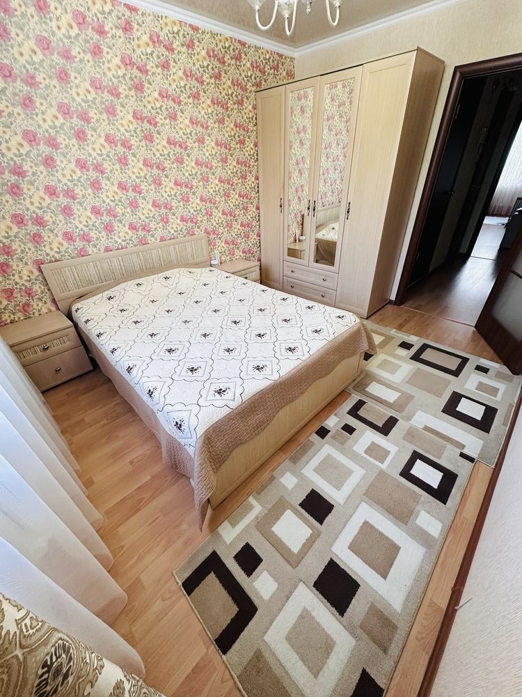 Продам 3-комн,с мебелью и техникой.