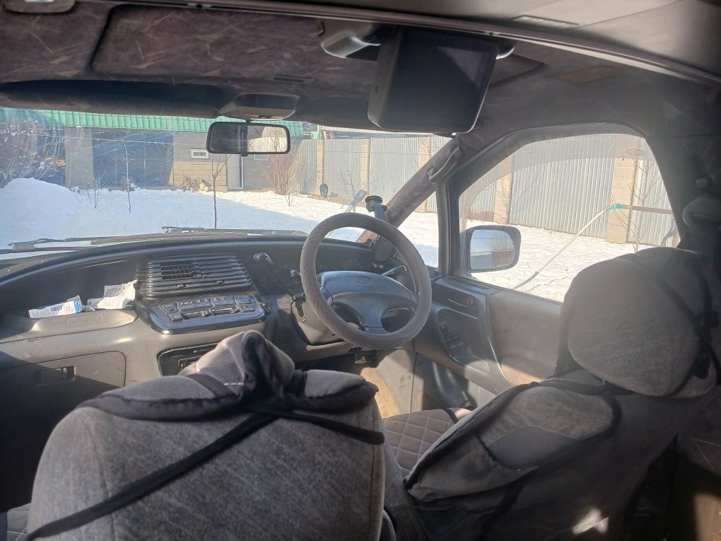 Продам надёжную машину вместительную удобную  экономичную семейную !