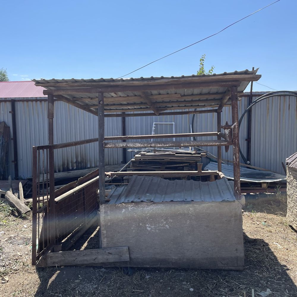 Продам клетку вальер.