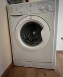 Продам стиральную машинку Indesit