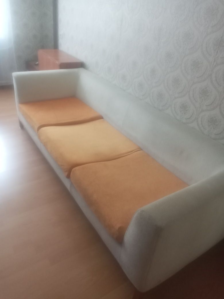 Продам  мягкую мебель диван