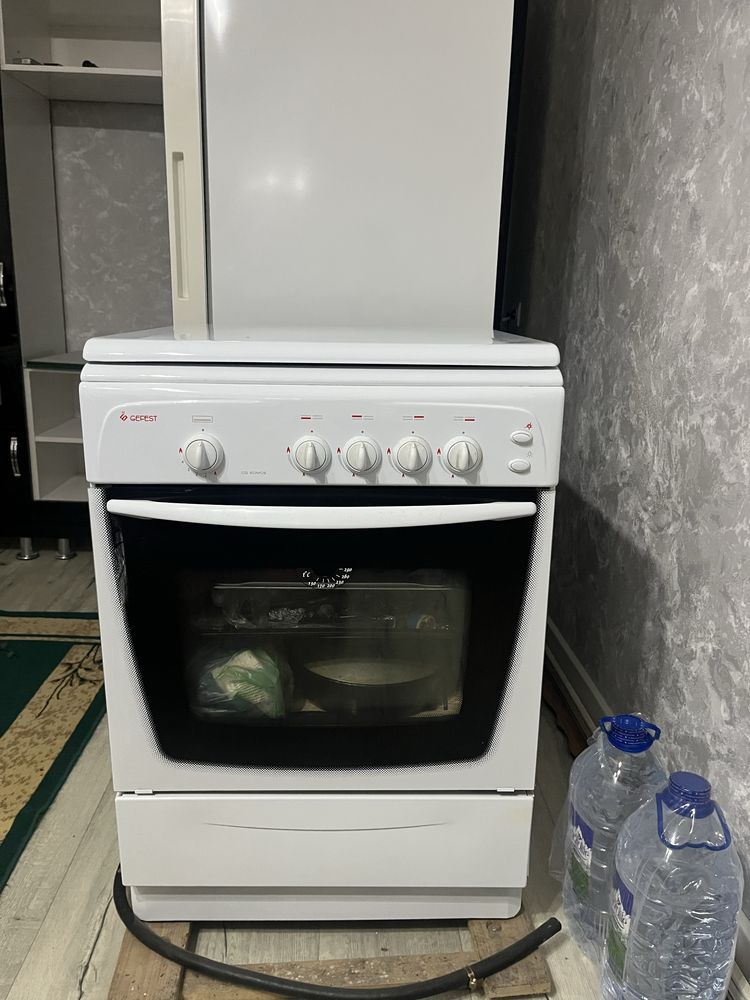 Продается газовая плита Gefest.