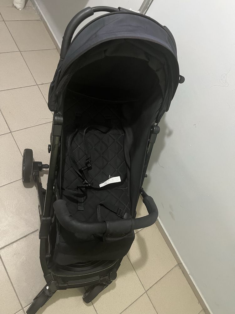 Продам детскую коляску.