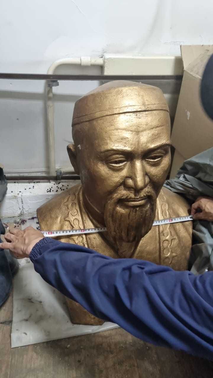 Продам бюст Абая – эксклюзивное предложение